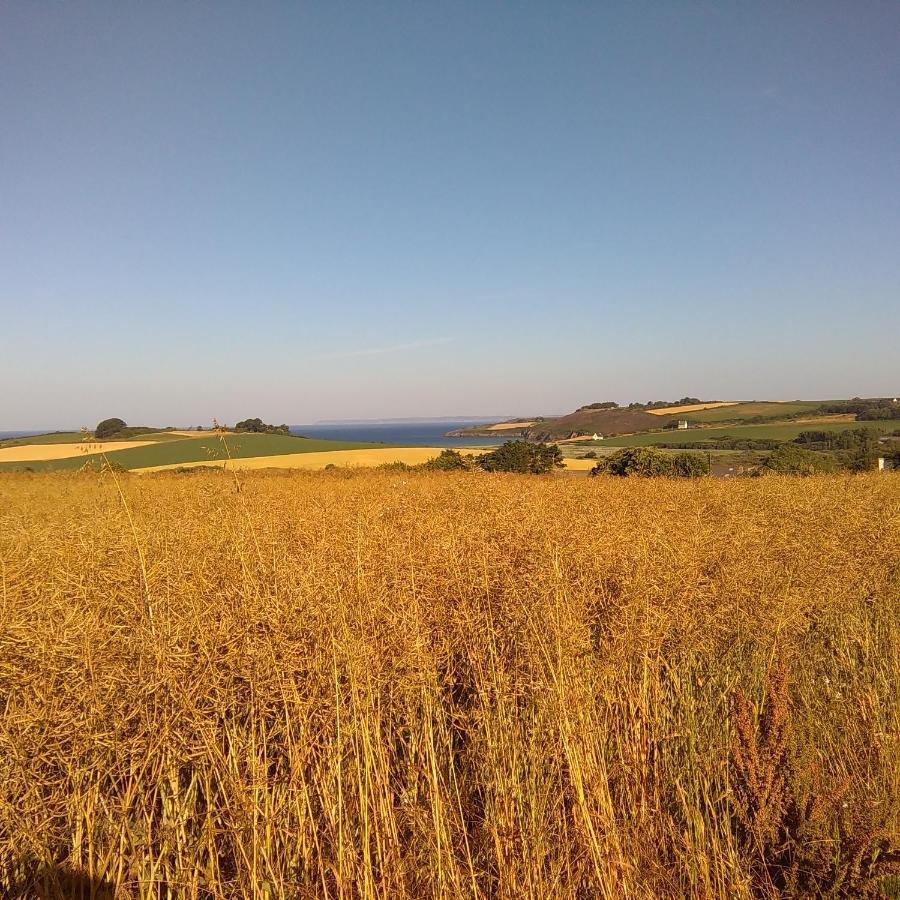Loue Chambre Chez L Habitant Acces A La Cuisine A 10 Mn Des Plages Ploeven Exteriér fotografie